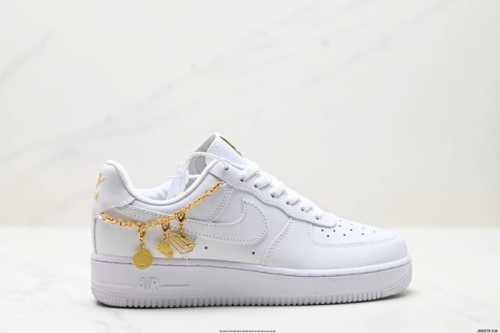 Authentic Nike Air Force 1'07 Lx Low-Top Casual Sports Sneakers. Featuring Soft,