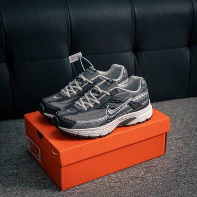 Core Private Nike Mns Initiator Nike Sports Shoes For Men And Women, Fashionable