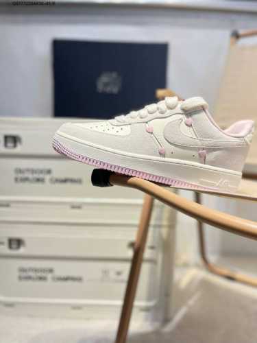 Company-Level Top Layer Nk Air Force 1'07 Low Air Force One Low-Top Casual Sneak