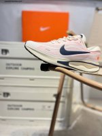 Nike Journey Run Lightweight Running Shoes Utilize A New Cushioning Material For