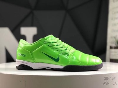 Nike Sb Duck Low: The Unique Design Style And Classic Brand Elements Make This A