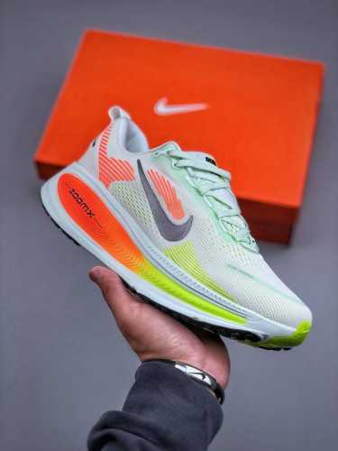 nike Zoom Vomero 18 Lightweight Running Shoes Nike Mesh Permeable Training Ru
