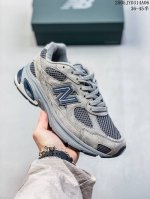Company-Level New Balance 2010 Series New Balance Retro Dad-Style Mesh Running C
