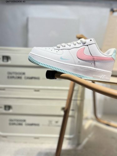 Nike Nike Air Force 1 '07 Air Force One Versatile Casual Sneakers.Featuring Soft
