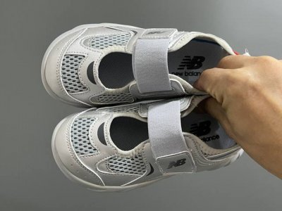 New 920 Mary Jane Mesh-Panel Velcro Children's Sandals Size: 24-37 Inches Fashio