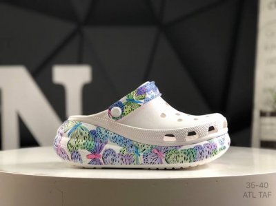 Crocs Caro Chi Slippers These Crocs Are Possibly The Most Fashionable Pair In Th