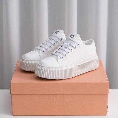 Core Private Miumiu 2025 Early Spring Fashion New Product, Thick-Soled Lightweig