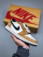 Air Jordan 1 Retro Low Rookie Wheat Official New Color Synchronized With The Ori