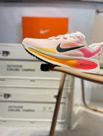 Nike Vomero 18 Nike Comfortable Shock-Absorbing Anti-Slip Low-Top Running Shoes
