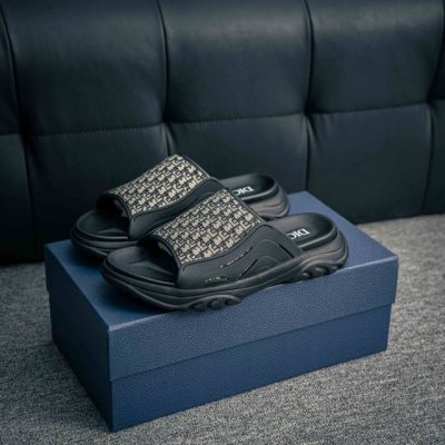 Core Private Dior Dior's Latest H-Town Series Oblique Thick-Soled Sandals. This