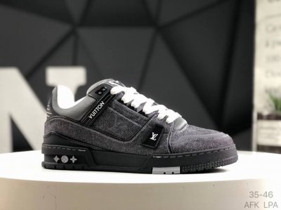 Louis Vuitton Lv Louis Vuitton Board Shoes The Sisters Who Brave The Waves Are R