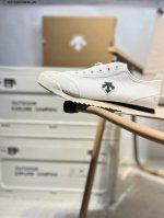 Daisan Retro Canvas Shoes - Slip-On Style, Never Out Of Style! Canvas Upper With