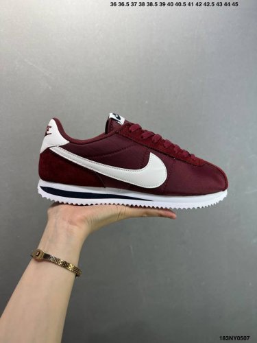 Nike Classic Cortez - Nike's Classic Lightweight And Comfortable Forrest Gump St