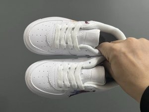 Nk New Air Force One Cartoon Low-Top Lace-Up Children's Casual Sneakers Size: 22