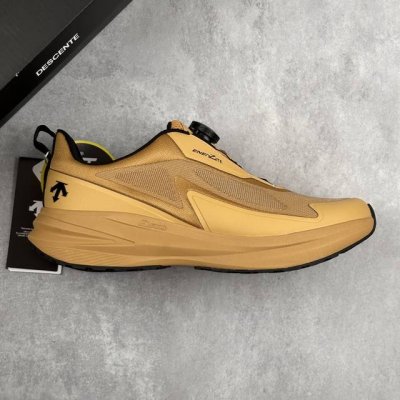 Local Core Private Descente Lightweight Cushioning And Breathable Upper Fashiona