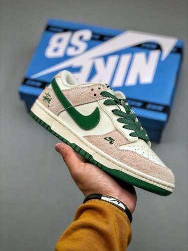 Nike Sb Dunk Low X The North Face Stussy Collaboration Off-White Gray Green Pure