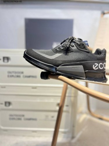 ecco Ecco Men's Shoes Are Lightweight, Breathable, Comfortable, Durable, Skin