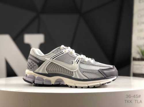Authentic Label With Half Size Nike Zoom Vomero Roam 5 Roam Retro Running 5Th Ge