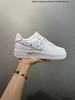 Company-Level Lv X Air Force 1 Low Original Last And Original Cardboard, Crafted