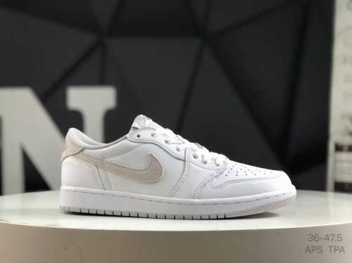 Company-Grade With Half Sizes Nike Jordan Air Jordan 1 Low Aj1 Jordan 1 Jordan 1
