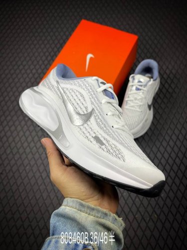 b Corporate-Level Nike Journey Run Running Shoes Uses A New Type Of Shock-Abs