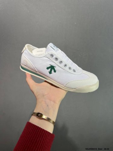 Company-Level Descente Chron Comfortable And Simple Non-Slip Canvas Shoes Id: 18