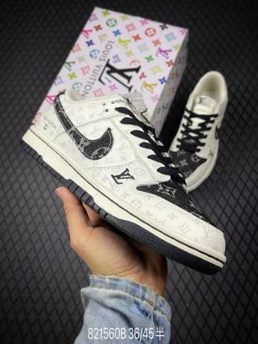 b Nike Dunk Sb Low New Color Custom Dunk Sb, As The Name Suggests, Has The Cl