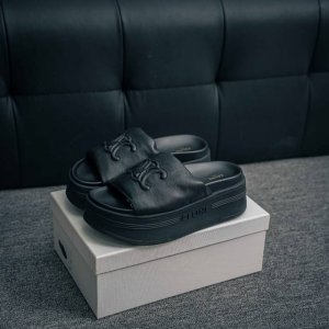 Core Private Celine Latest Thick-Soled Slippers This Is A Hot-Selling Model On X