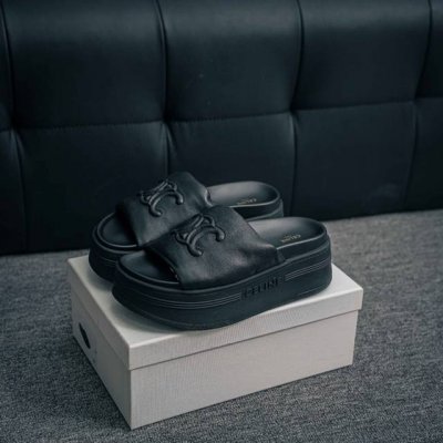 Core Private Celine Latest Thick-Soled Slippers This Is A Hot-Selling Model On X
