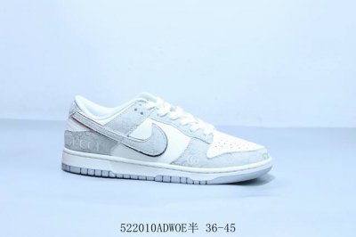 Nike Sb Dunk Low Pro Retro Low-Top Casual Sports Skateboard Shoes 5 10Adwoe Half
