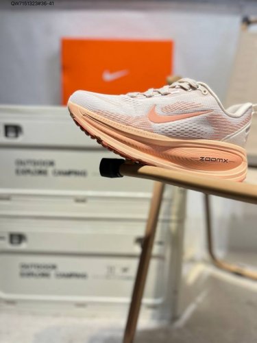 Nike Air Zoom Vomero 18 Comfortable Cushioning Anti-Slip Sports Running Shoes Fe