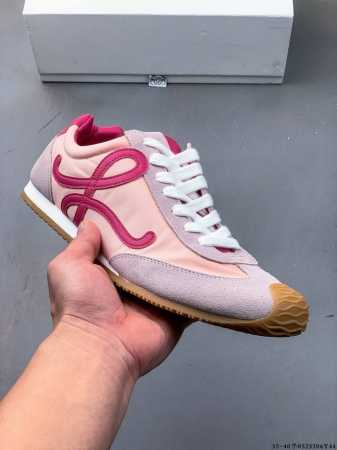 loewe Ballet Runner 2.0 Calfskin Round Toe Lace-Up Low-Top Casual Shoes. Loew - Click Image to Close