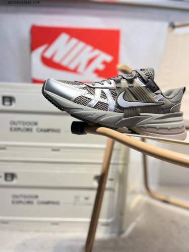 nk V2K Runtekk Shock-Absorbing And Non-Slip Low-Top Retro Daddy Shoes. The Ru