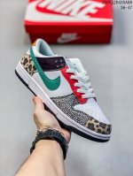 Authentic Nike Dunk Low Sb Series Classic Casual Sports Sneakers With Half Sizes