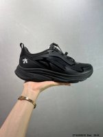 Company-Level Descente Chron Series Unisex Chron Retro Sports Casual Shoes Item