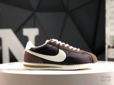 Nike Classic Cortez Se Classic Forrest Gump Classic Version Original Channel Ord
