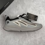 Local Core Private Pure Original Descente Lavitate 2 Fashion Non-Slip Low-Top Ru