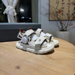 Nb Buckle Velcro Sandals High-Quality Functional River-Crossing Shoes 27-37 Stro