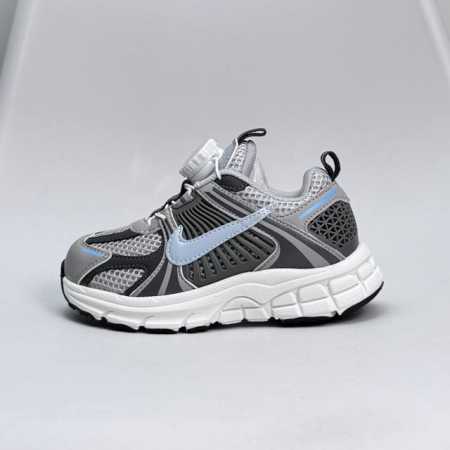Nike Zoom Vomero 5 Retro Sports Shoes Blend Fashionable Style And Rich Layered D - Click Image to Close
