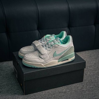 Core Private Nike Air Jordan Legacy 312 Low Jordan Aj 312 The Strongest Three-In