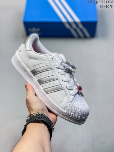 Adidas Superstar Shell Toe Sneakers For Men And Women Size As Shown In The Pictu