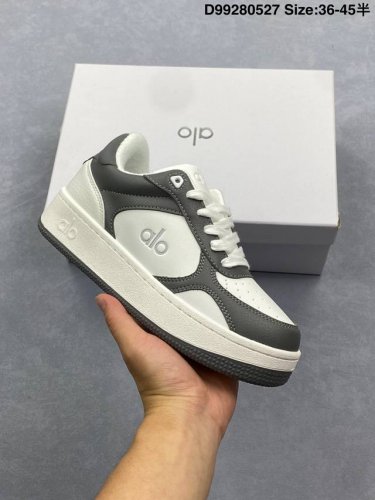 alo Recovery Mode Yoga The Same White Shoes As Yi Mengling, Jisoo, And Jisoo
