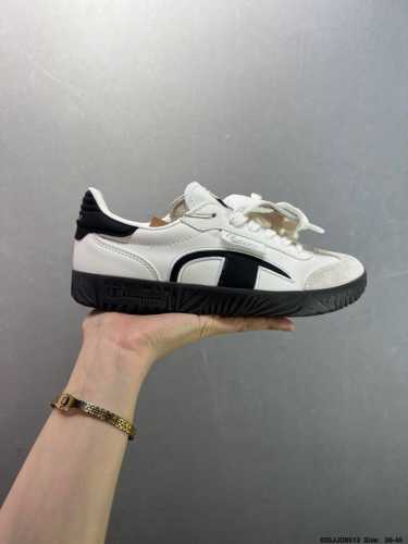 Champion Champ T-Trainer Retro Classic Champion Training Shoe, Featuring A Clean