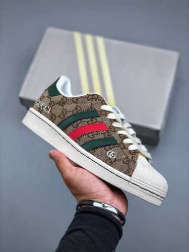 c Version Adidas Originals Gucci Co-Branded Shell Head Uses A New Top-Layer S