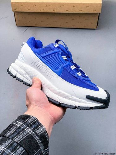 Collection Corporate! Nike Zoom Vomero Roam Low-Top Casual Sneakers The Nike Zoo