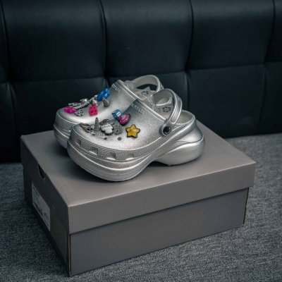 Core Private Balenciaga Joint Thick-Soled Platform Hole Shoes Slippers Beach Bal