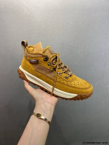 Company-Grade Timberland Timberland Classic Outdoor Casual Yellow Boots Series G