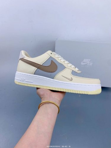 Nike Air Force 1 Low '07 Low-Top Casual Skateboarding Shoes In Beige And White,