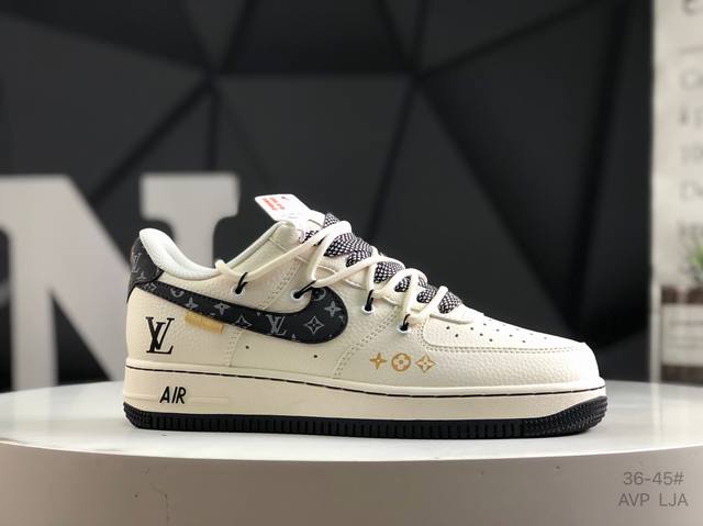 Company-Level With Half-Size Nike Air Force 1 Low Air Force One Low-Top Sports C