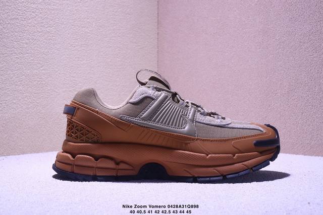 Company-Level Nike Zoom Vomero Roam Marathon Retro Running Five Generations Leis